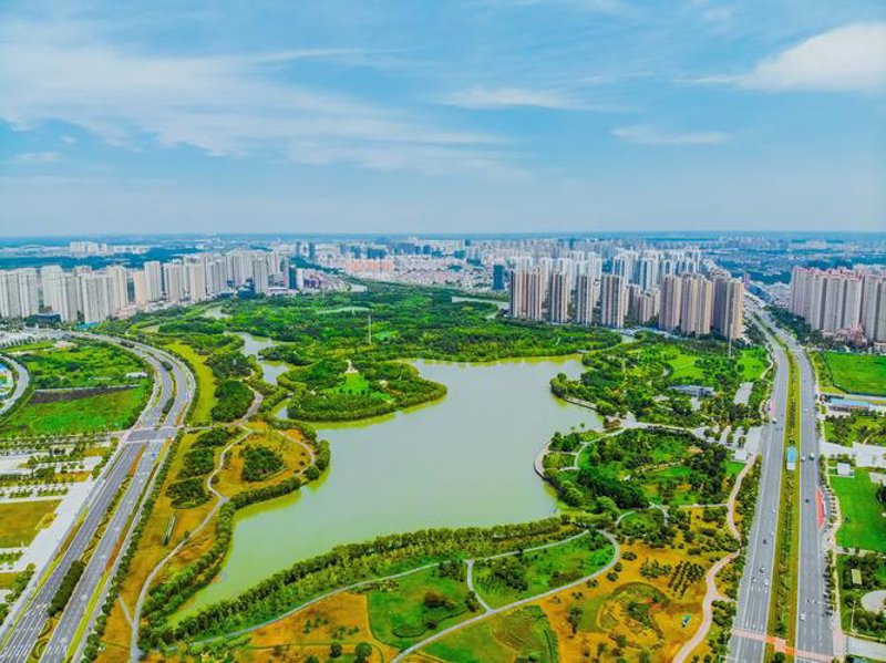 淮安网站建设趋势解读：数字时代的品牌窗口
